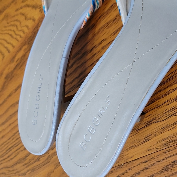 💥'BCB Girls' Brand Pointy-Toe Heels - Picture 3 of 9